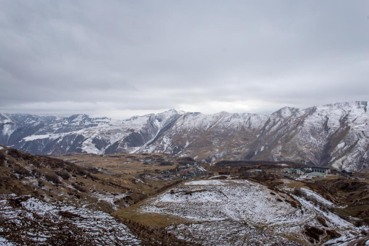 דירה Valley And Mountain View, Twins, With Hot Water